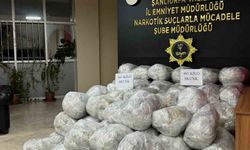 Şüpheli araçtan 461 kilo skunk maddesi çıktı