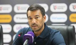 Van Bronckhorst: “İstanbul’a galibiyetle döndüğümüz için mutluyuz"