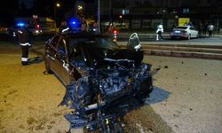 Yozgat’ta iki otomobilin çarpıştığı kazada 6 kişi yaralandı