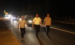 Akyazı'da Yol Çalışmaları Gece Geç Saatlere Kadar Sürüyor