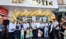 Gözmar Lens-Optik, Teknoloji ve İndirimlerle Kapılarını Açtı