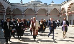 TÜ'de yeni yönetim ilk toplantısını Sultan II. Bayezid Külliyesi Sağlık Müzesi'nde yaptı