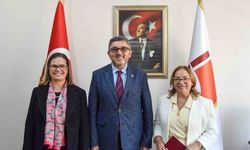 Doç. Dr. Alev Akpınar Borazan göreve başladı