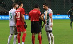 Kocaelispor - Şanlıurfaspor maçının devre arasında maça çıkmama krizi yaşandı