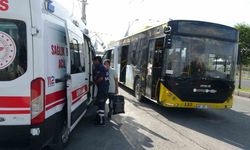 Malatya’da otobüs ile hafif ticari araç çarpıştı: 2 yaralı