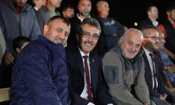 Başkan Şenol Dinç Çaaybaşı Futbol Turnuvasının kapanış programına katıldı