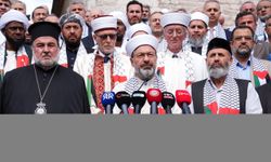 Diyanet İşleri Başkanı Erbaş, din adamları ile "Barışa çağrı" açıklaması yaptı: