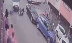 Küçükçekmece’de ters yönden gelen araç ve motosiklet çarpıştı: 2 yaralı