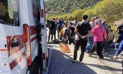 Malatya’da otomobil yön levhasına çarptı 4 yaralı