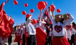 Patnos Sağrıca Köyü ilkokulu öğrencileri Cumhuriyetin 101. yılını coşkuyla kutladı