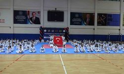 Tavşanlı Karate Okulu’nda 180 sporcuyla kuşak töreni düzenlendi