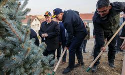 Bilecik Valisi Aygöl, Bozüyük'te fidan dikimi etkinliğine katıldı