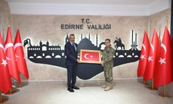 Kara Kuvvetleri Komutanı Orgeneral Bayraktaroğlu, Edirne Valisi Sezer'i ziyaret etti