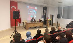 Tekirdağ'da "Atatürk ve Cumhuriyet" konulu konferans düzenlendi