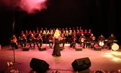 Tekirdağ'da öğretmenlerden oluşan koro konser verdi