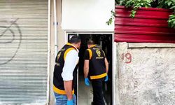 Adana’da uyuşturucu paketleme tesisine çevrilen eve operasyon: 1 gözaltı