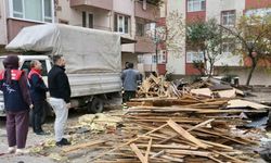 Fırtınada uçan çatılar için hasar tespiti sürüyor