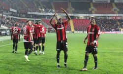 Trendyol Süper Lig: Gaziantep FK: 3 - Başakşehir: 0 (Maç sonucu)