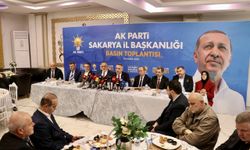 AK Parti İl Başkanı Tever, gazetecilerle buluştu