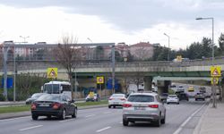 Bakırköy'de kazalarla gündeme gelen alt geçit için tır sürücülerine uyarı