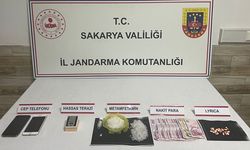 Sakarya'da evinde uyuşturucu ele geçirilen zanlı tutuklandı