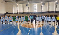 Bandırma’da Ortaokullar arası yıldız futsal heyecanı devam ediyor