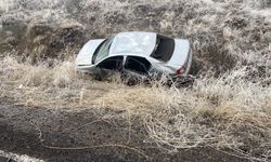 Konya’da sis ve buzlanma nedeniyle takla atan otomobildeki 6 kişi yaralandı