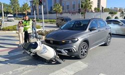 Manavgat’ta otomobil ile motosiklet çarpıştı: 1 yaralı