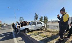 Mardin’de otomobil ile tır çarpıştı: 1 yaralı