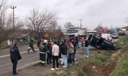 Tekirdağ’da virajda kayan araç takla attı: 2 yaralı