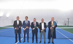 Tenis kortları Çaycuma’da hizmete girdi