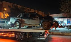 Bursa'da iki otomobilin çarpışması sonucu 3 kişi yaralandı