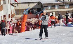 Uludağ'da yarıyıl tatilinin ilk gününde pistler doldu