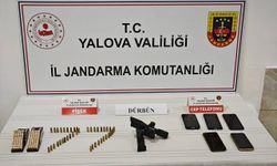 Yalova'da göçmen kaçakçılığı yaptıkları iddiasıyla 8 zanlı tutuklandı