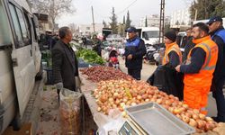 Belediyeden pazar esnafına poşet uygulaması