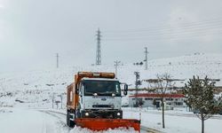 Van’da 255 yerleşim yerinin yolu ulaşıma kapandı