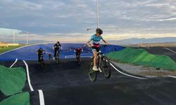 Vadinin zorlu yamaçlarında geleceğin şampiyon pedalları yetişiyor
