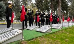 Yalova'da 18 Mart Şehitler Günü ve Çanakkale Deniz Zaferi'nin 110'uncu yıl dönümü kutlandı