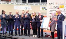 2025 UCI Pist Bisikleti Uluslar Kupası’nda açılış seremonisi düzenlendi