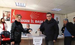Ardahan’da CHP’de cumhurbaşkanı adaylık ön seçimi için oy kullanılıyor