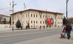 Bu lise 1915 yılında hiç mezun vermedi
