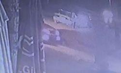 Konya’da otomobilin altında kalan yayayı vatandaşlar kurtarıldı