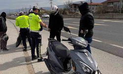 Kural tanımayan motosikletlilere ceza yağdı