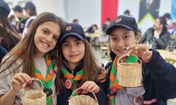 Minik izciler rattan bambu ile sepet yaptı