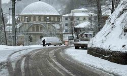 Sakarya’nın yüksek kesimleri beyaza büründü