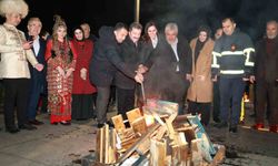 Samsun protokolü Nevruz ateşi yaktı