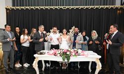 Uşak’ta Aile ve Gençlik Fonundan destek alan ilk çiftin nikahı kıyıldı