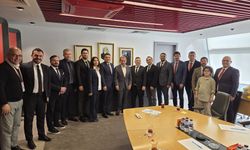 Sakarya Galatasaray derneği Özbek’i ziyaret etti