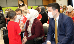 Hastanede tedavi gören çocuklar 23 Nisan’ı kutladı