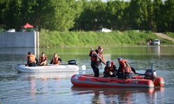 GÜNCELLEME - Edirne'de Meriç Nehri'nde kaybolan çocuğun cesedi bulundu
